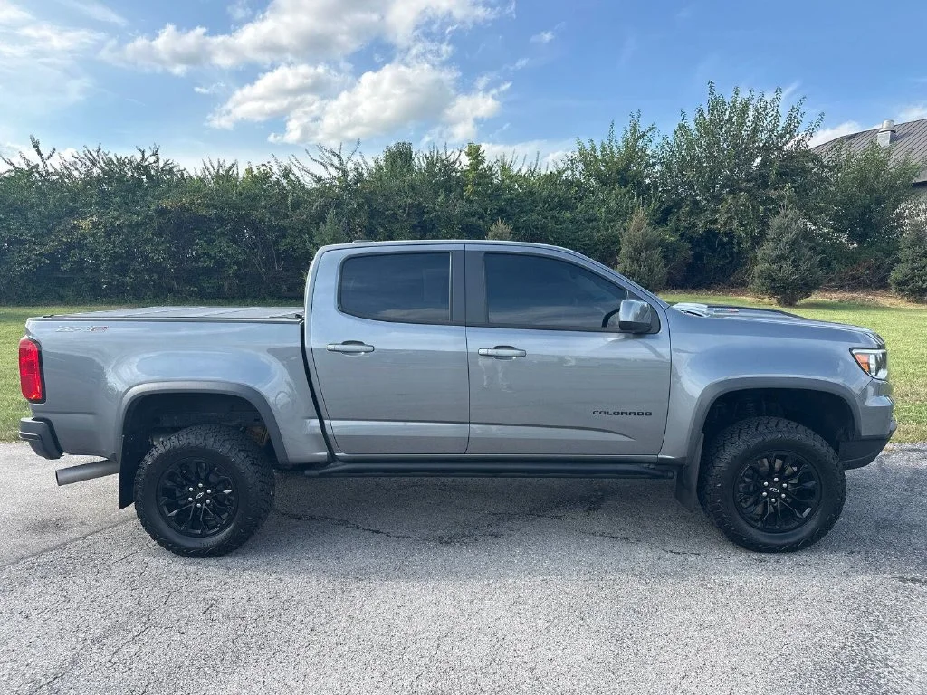 Used 2021 Gray Chevrolet ZR2 image 7
