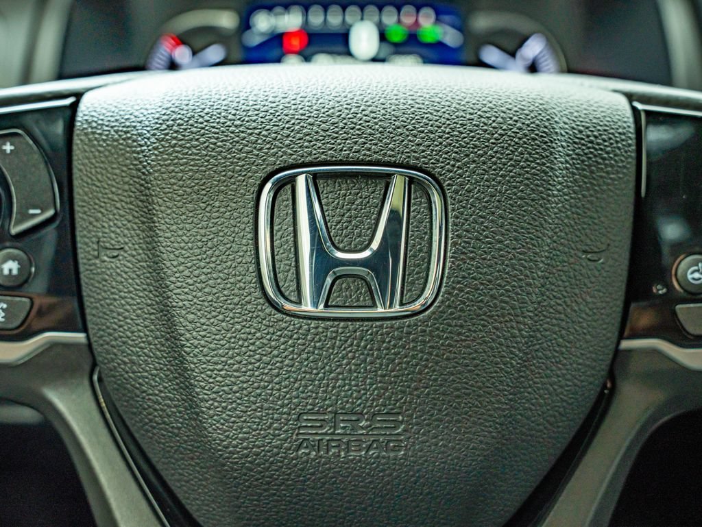 Used 2024 Platinum White Pearl Honda Black Edition image 22