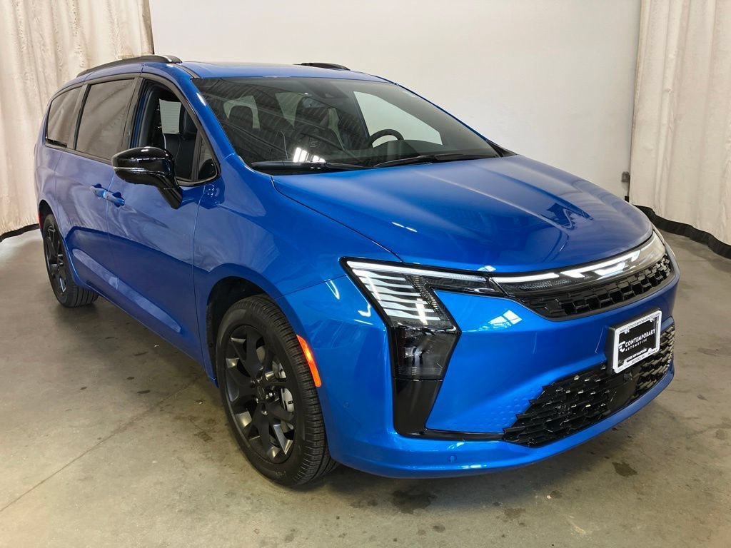 New 2027 Hydro Blue Pearl-Coat Exterior Paint Chrysler Limited image 1