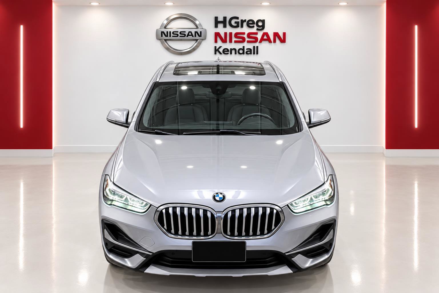 Used 2021 Silver BMW sDrive28i image 5