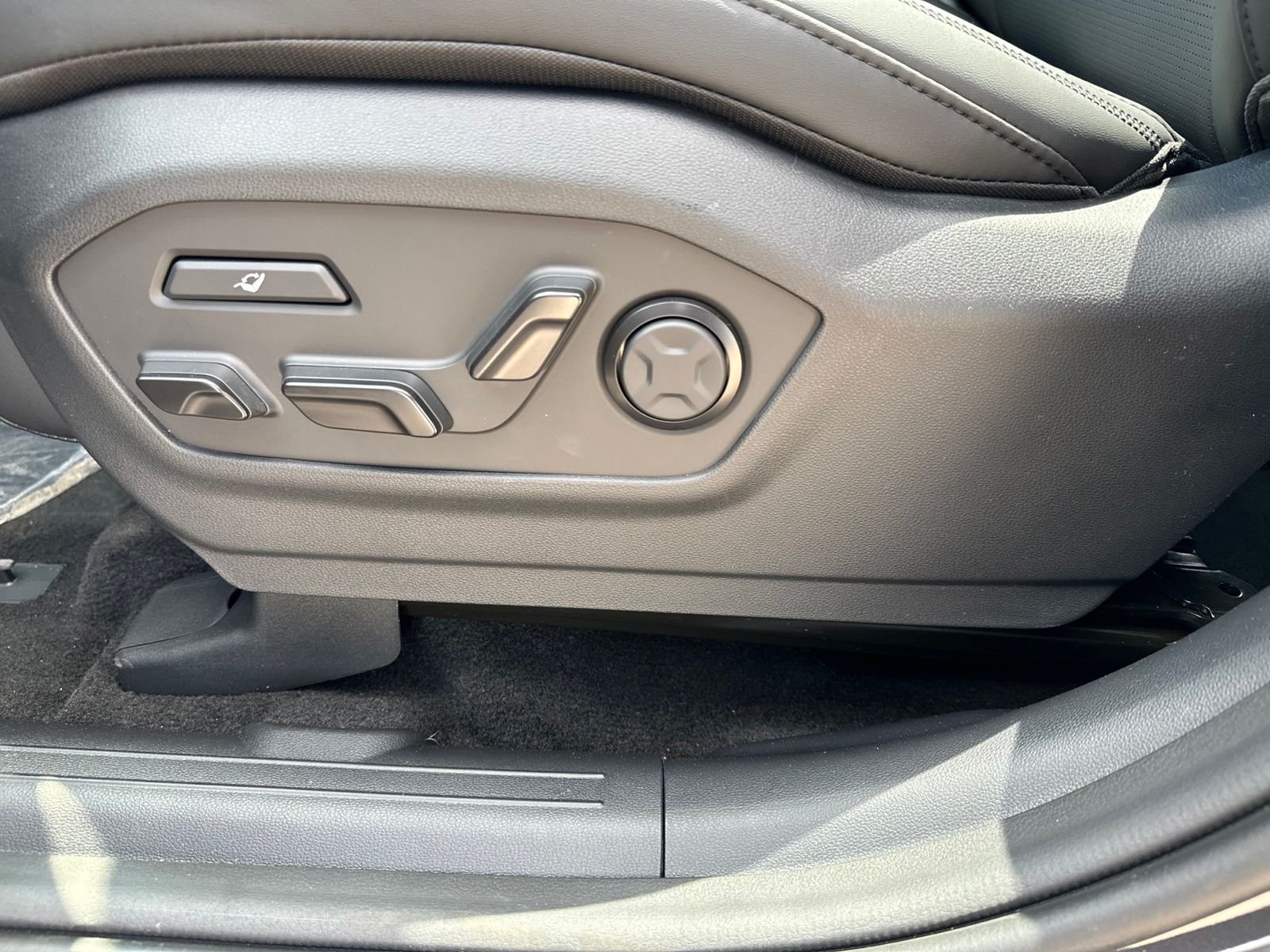 New 2026 Gray Hyundai Calligraphy image 12