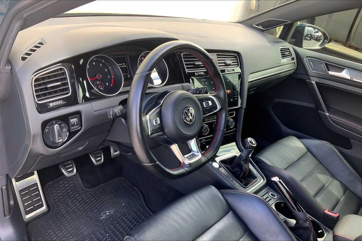 3VW5T7AU6KM035601