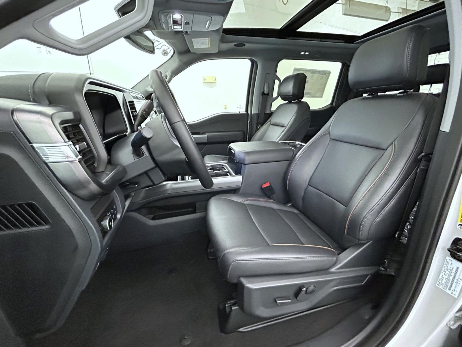New 2026 Avalanche Ford Lariat image 10