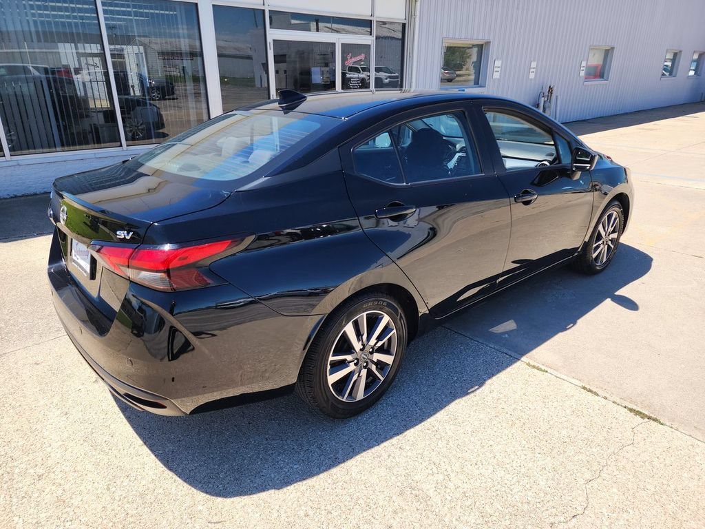 Used 2023  Nissan SV image 8
