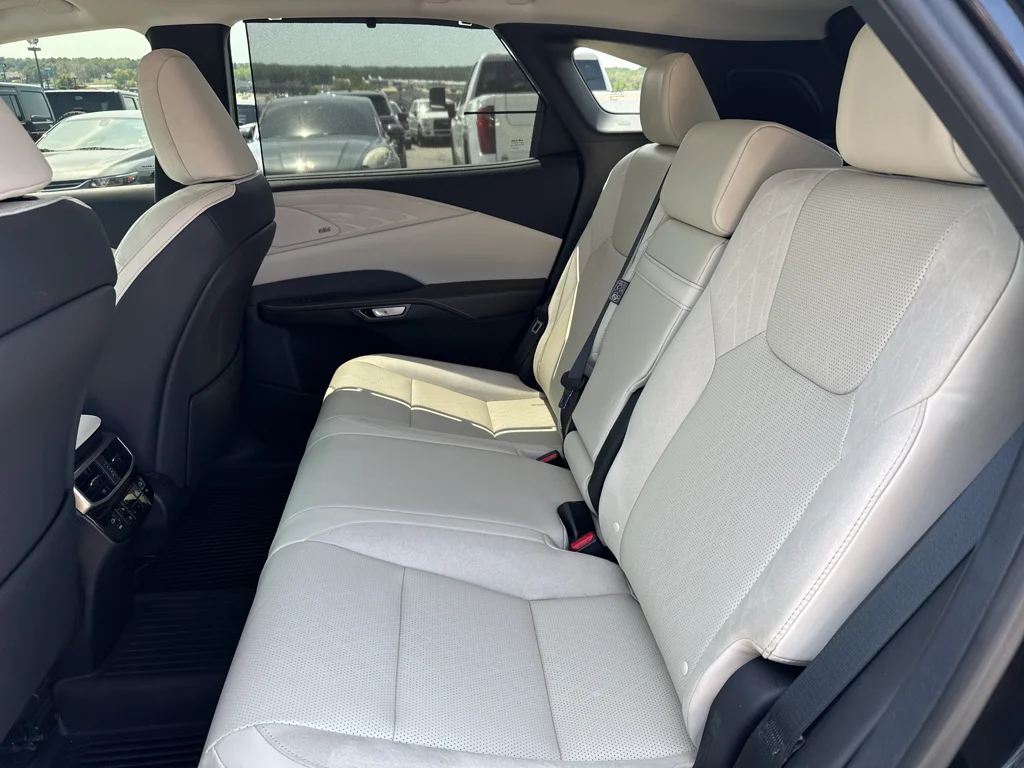 Certified Used 2026 Caviar Lexus Luxury image 9