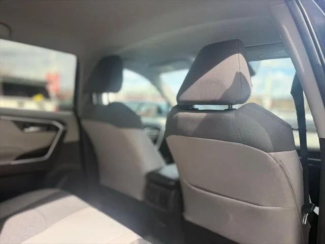 Certified Used 2020 MIDNIGHT BLACK METALLIC Toyota  image 19