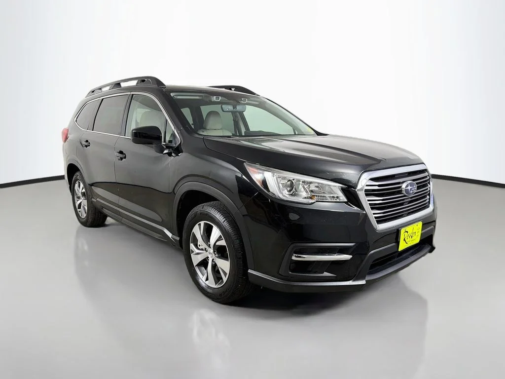 Used 2019 Black Subaru Premium image 4