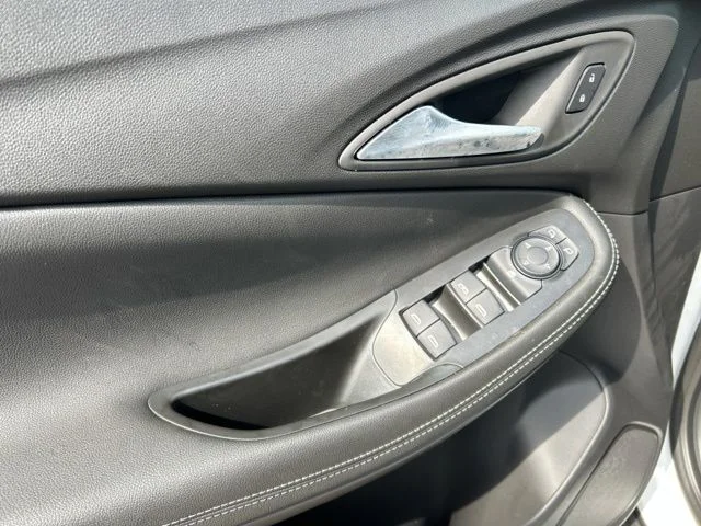 New 2026 Summit White Buick Preferred image 23