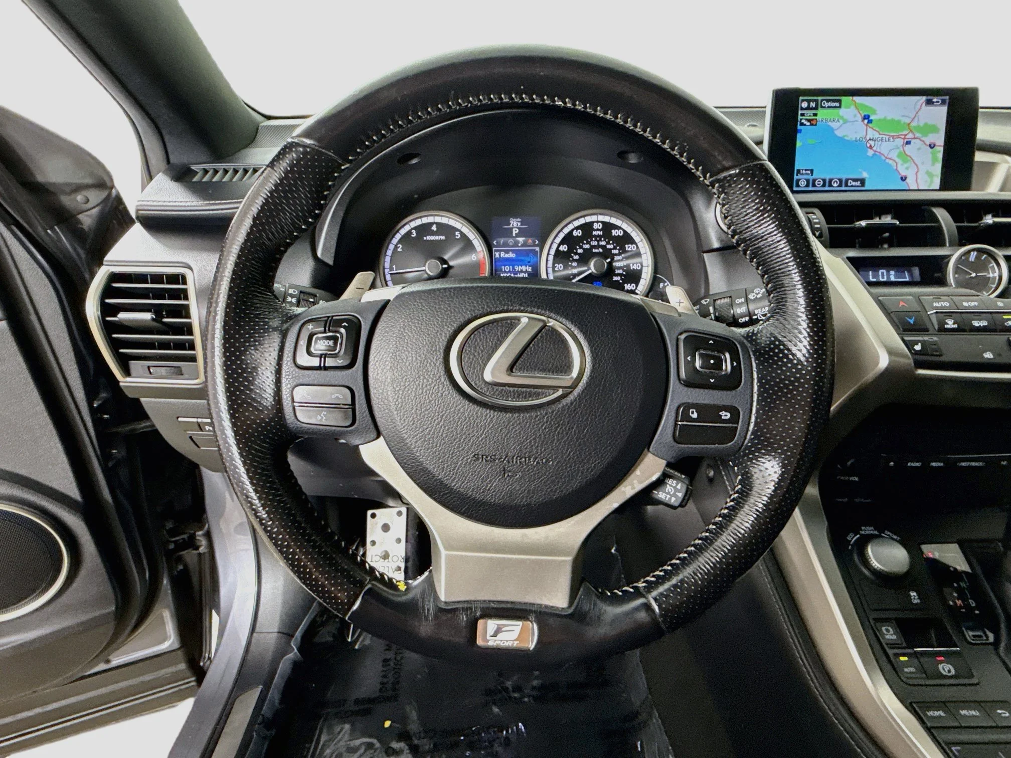Used 2016  Lexus FWD 4dr image 13