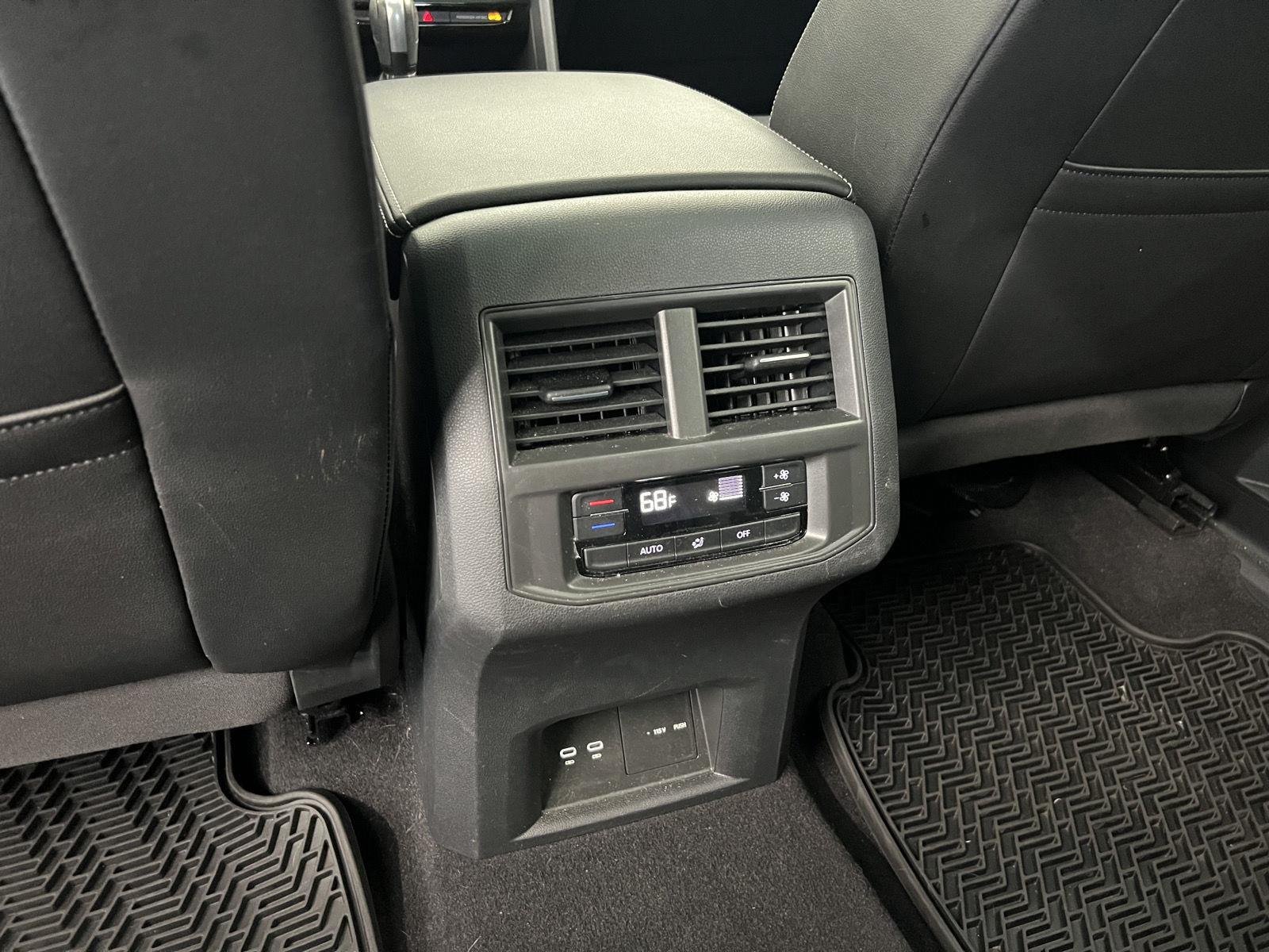 2023 Volkswagen Atlas SEL R-Line Black - Photo 30