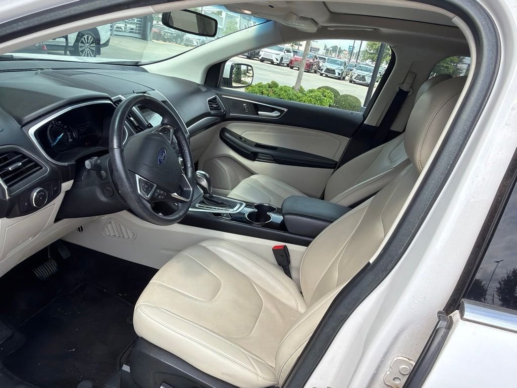 Used 2018 White Ford Titanium image 2