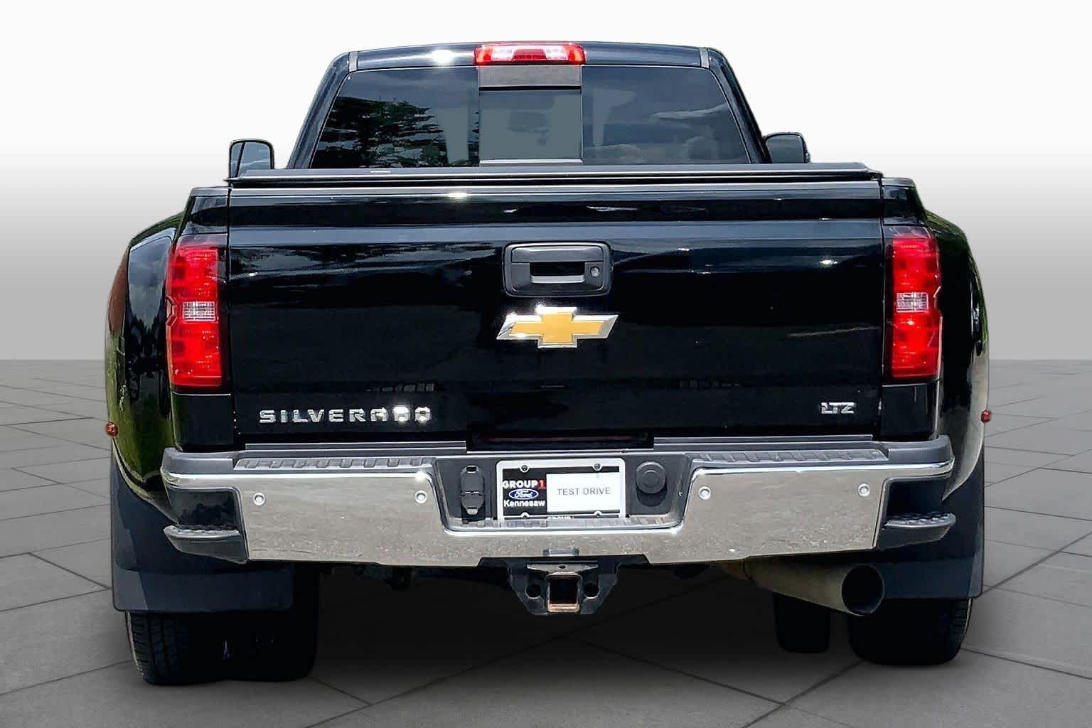 Used 2015 Black Chevrolet LTZ image 4
