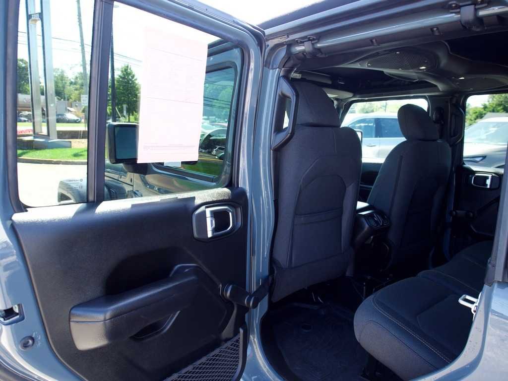 2024 Jeep Wrangler 4-Door Sport - Photo 17