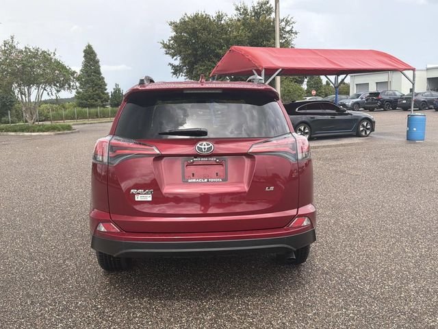 Used 2018 Red Toyota LE image 5