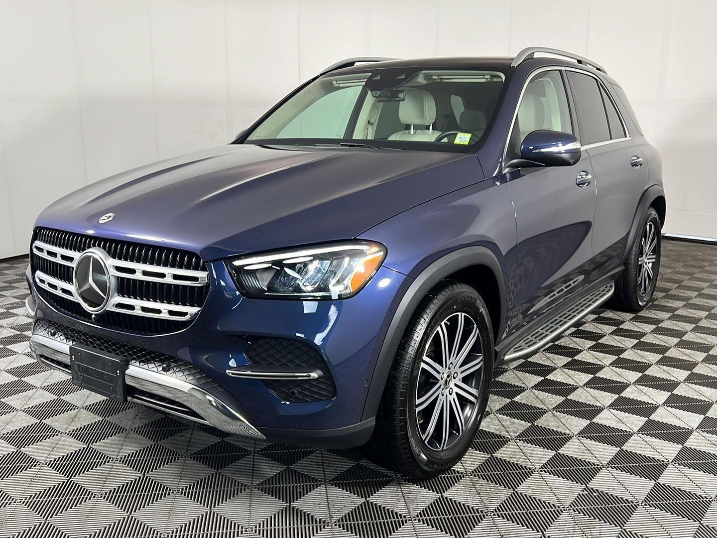 Certified Used 2026 Twilight Blue Metallic Mercedes-Benz GLE 350 image 32
