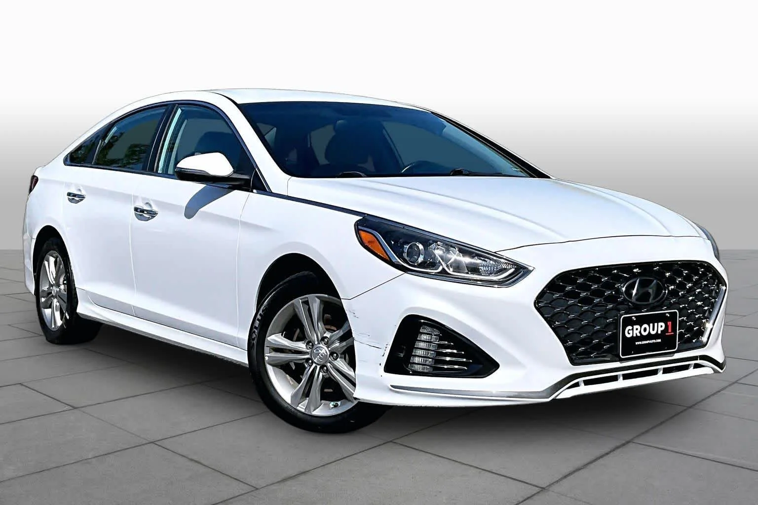 Used 2019 Quartz White Pearl Hyundai SEL image 3