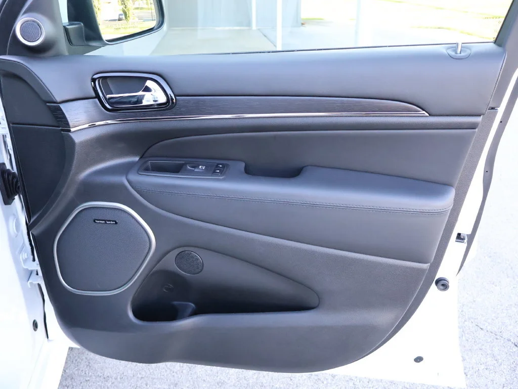Used 2021 White Jeep High Altitude image 13
