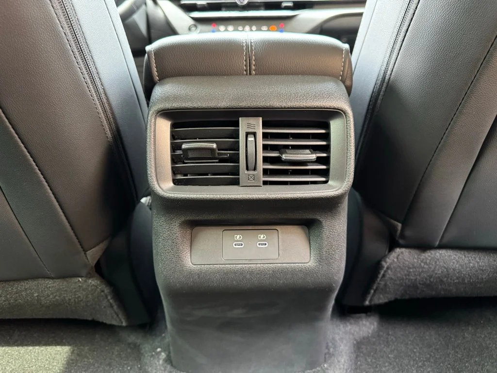 2025 Nissan Murano SL - Photo 23