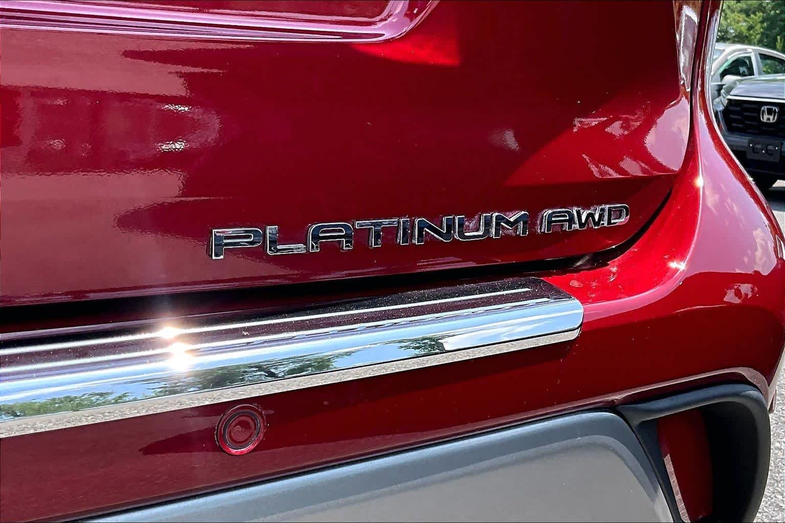 Used 2025 Ruby Flare Pearl Toyota Platinum image 10