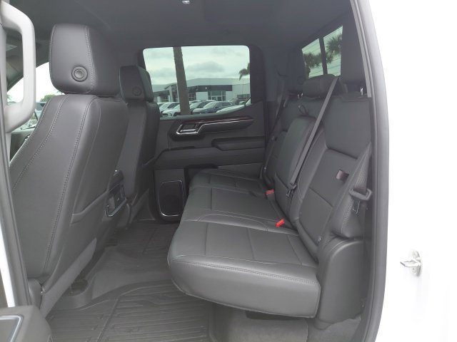 Used 2024 Summit White GMC Elevation image 14