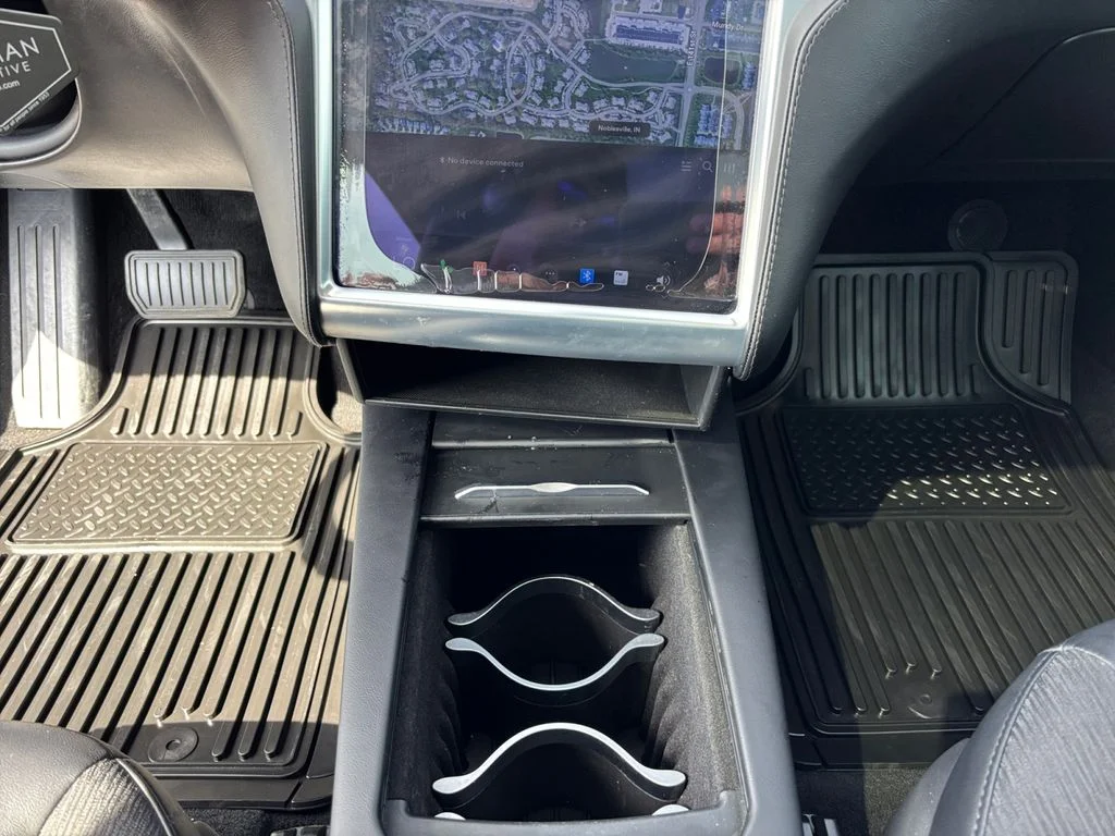 Used 2016 White Tesla 90D image 12