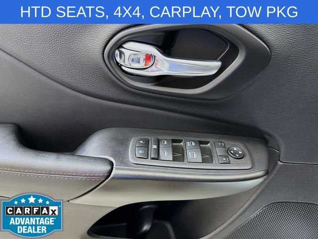 Used 2022 White Jeep Trailhawk image 17