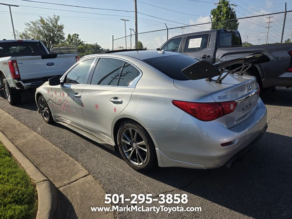 Used 2017 Silver INFINITI 3.0t Signature Edition image 7