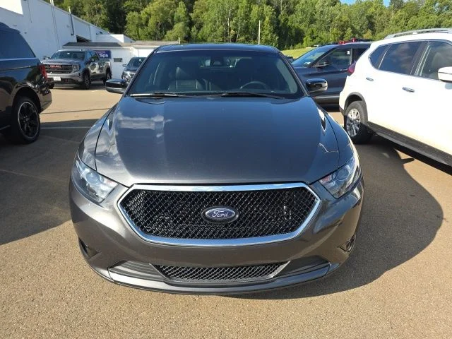 Used 2018 Gray Ford SHO image 9
