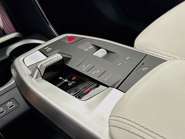 New 2027  BMW xDrive28i image 17
