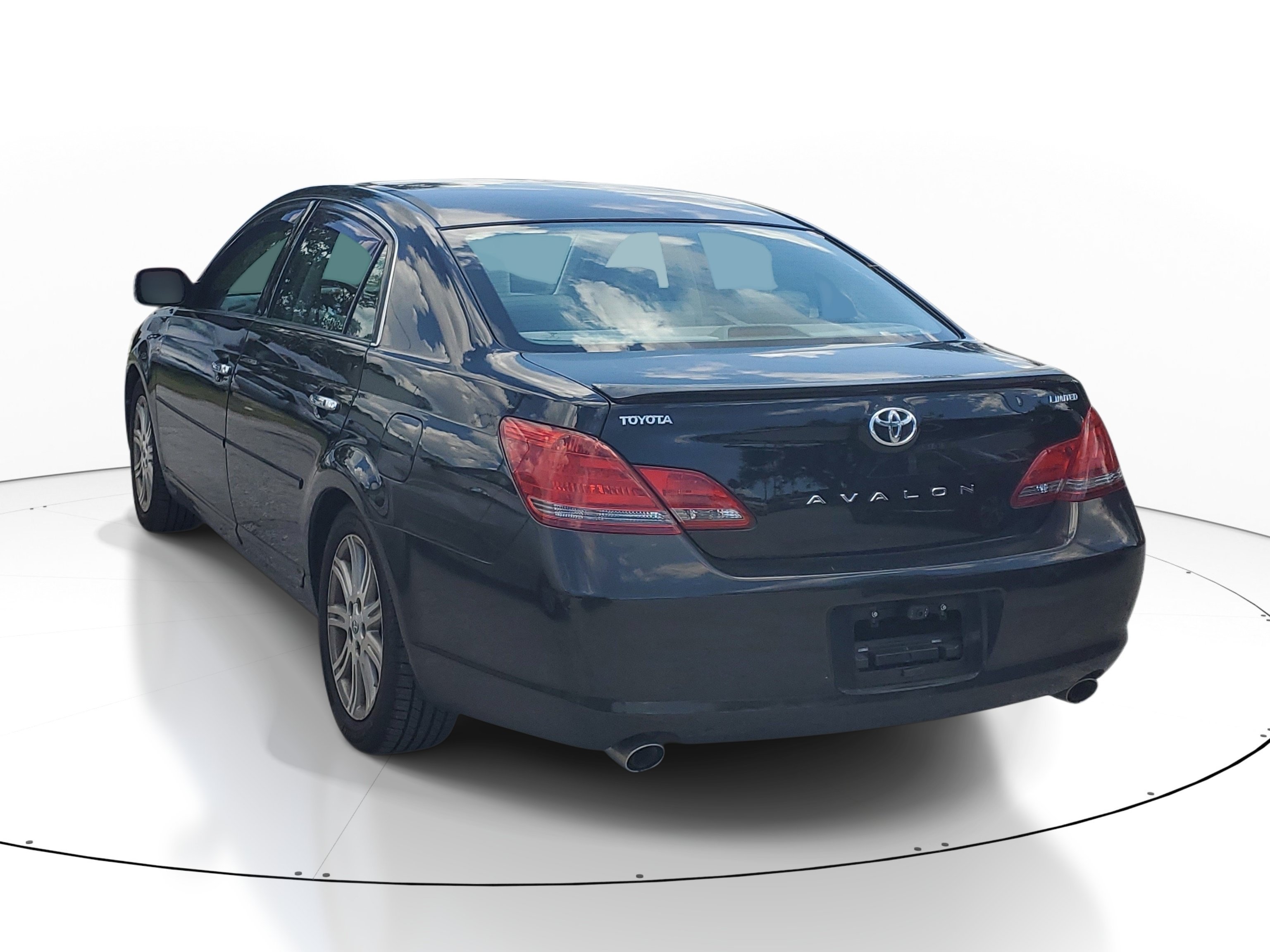 Used 2008 Black Toyota XL image 4
