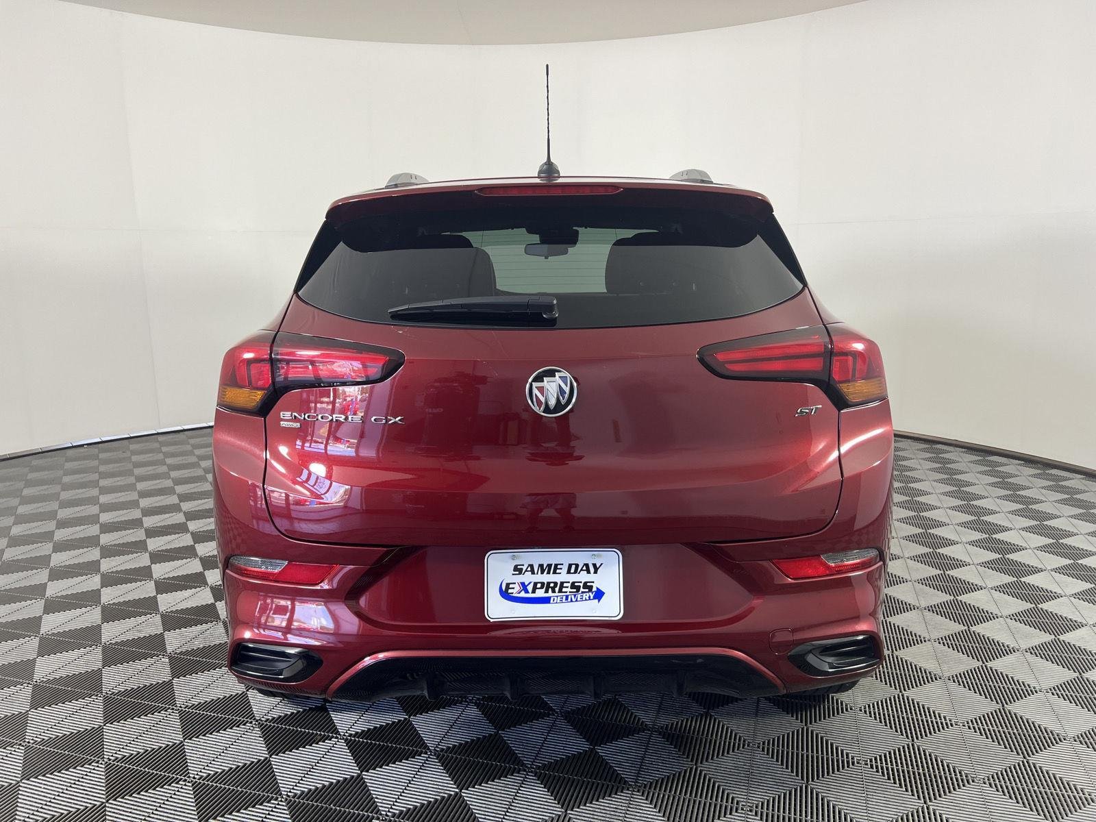 Used 2023 Cinnabar Metallic Buick Select image 25
