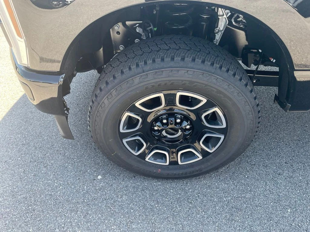New 2026 Agate Black Metallic Ford F-350® Platinum® image 7