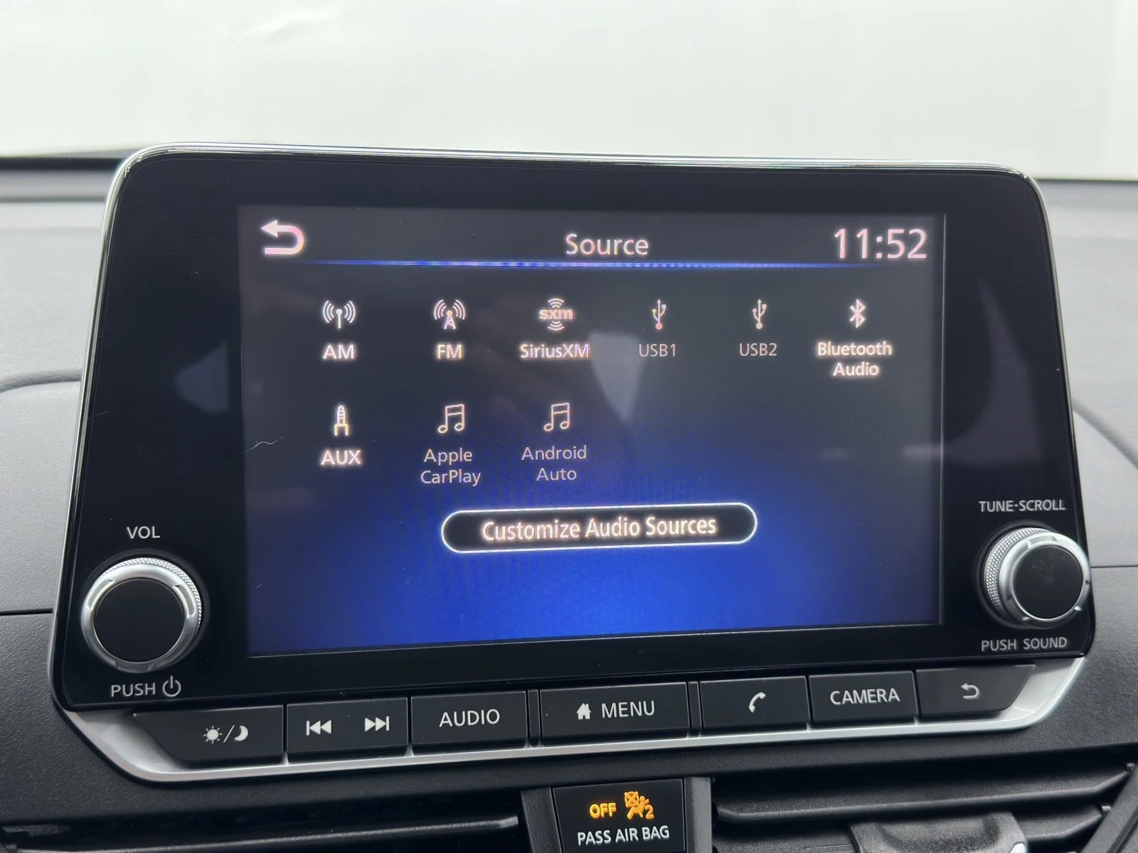 Used 2022 Gun Metallic Nissan 2.5 SR image 20