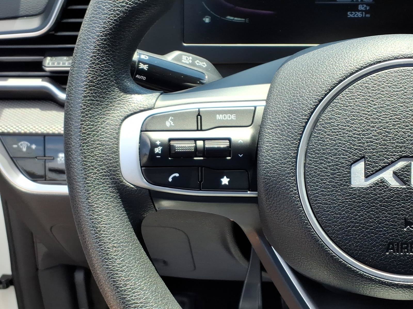 Certified Used 2024 Snow White Pearl Kia LX image 10