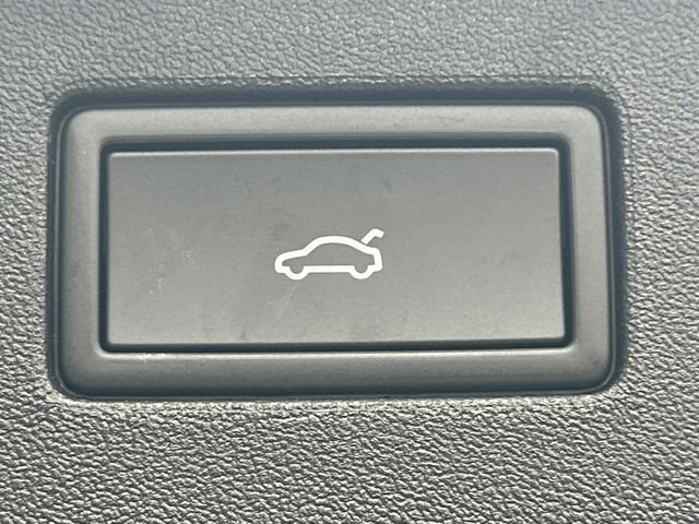 New 2026 White Volkswagen 2.0T SEL R-Line Turbo image 19