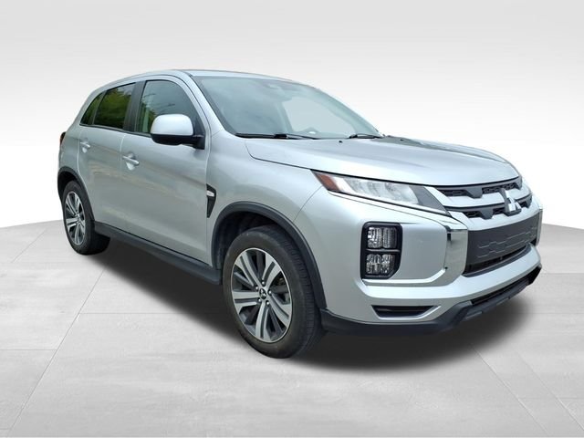 Used 2024 Black Mitsubishi 2.0 ES image 14