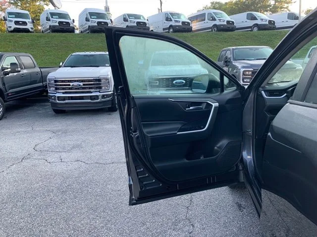 Used 2024 Gray Toyota XLE Premium image 21