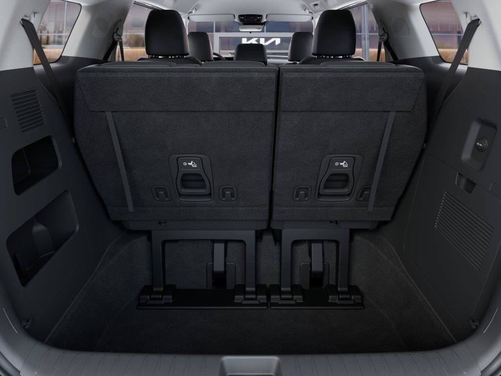 New 2026 Snow White Pearl Kia LXS image 11