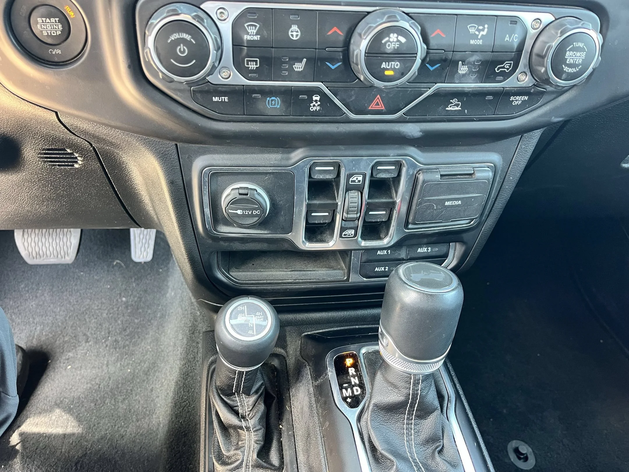 Used 2022 Black Jeep Unlimited Sahara 4xe image 15