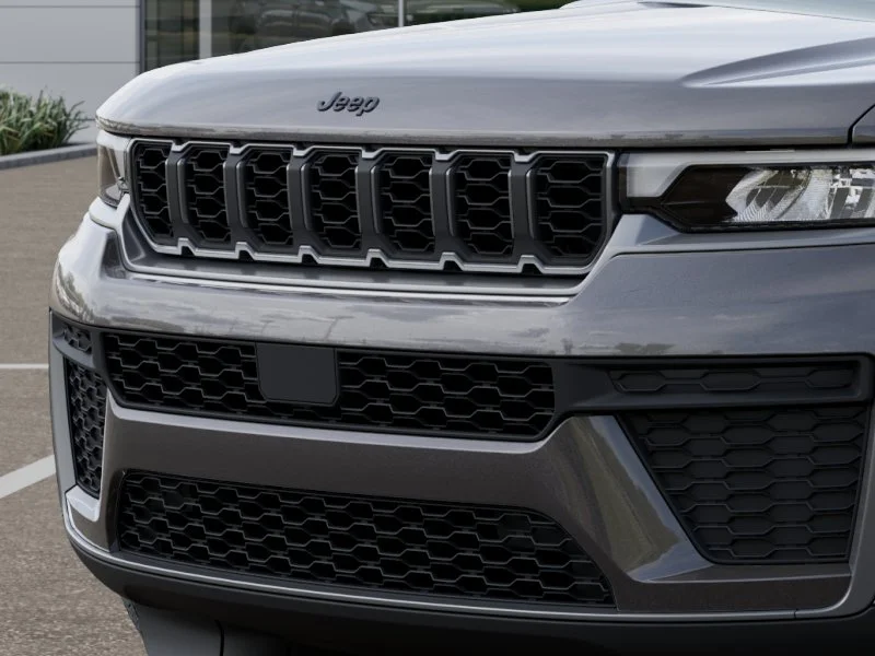 New 2026 Baltic Gray Metallic Clear-Coat Exterior Paint Jeep Altitude image 37