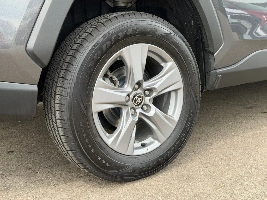 Used 2022 Gray Toyota XLE image 25