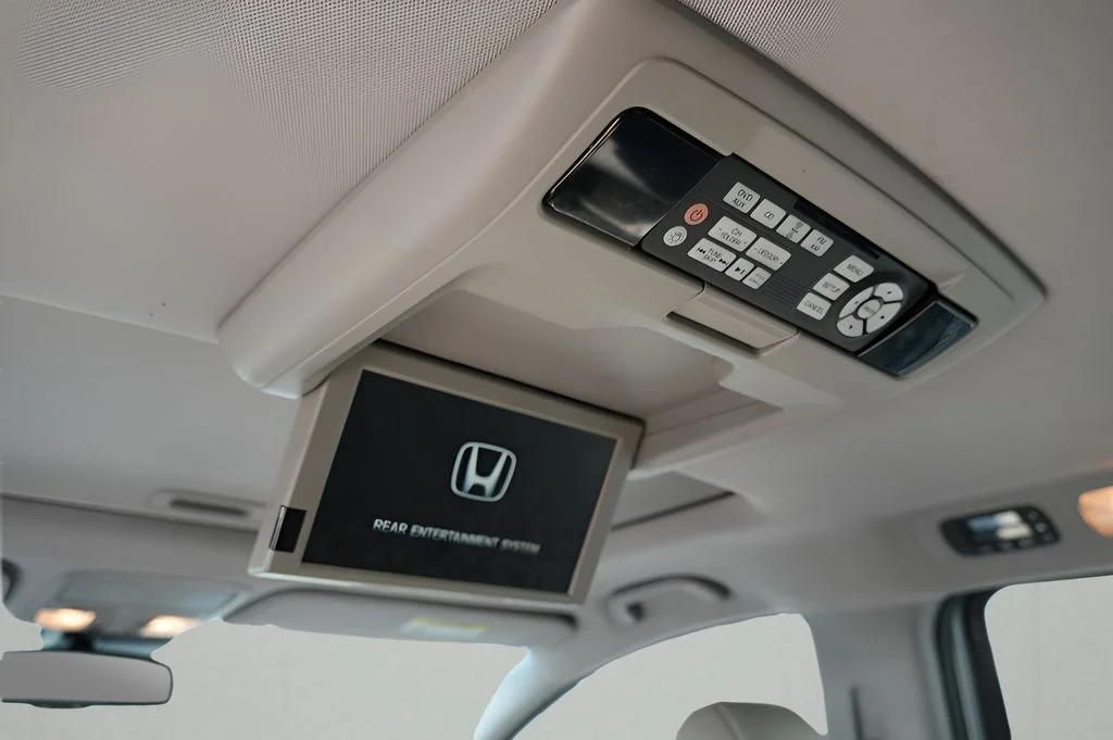 Used 2016 Silver Honda EX-L image 13
