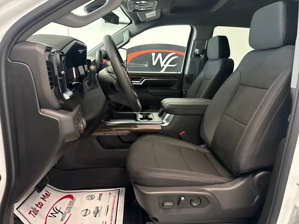 New 2026 Summit White Chevrolet LT image 11