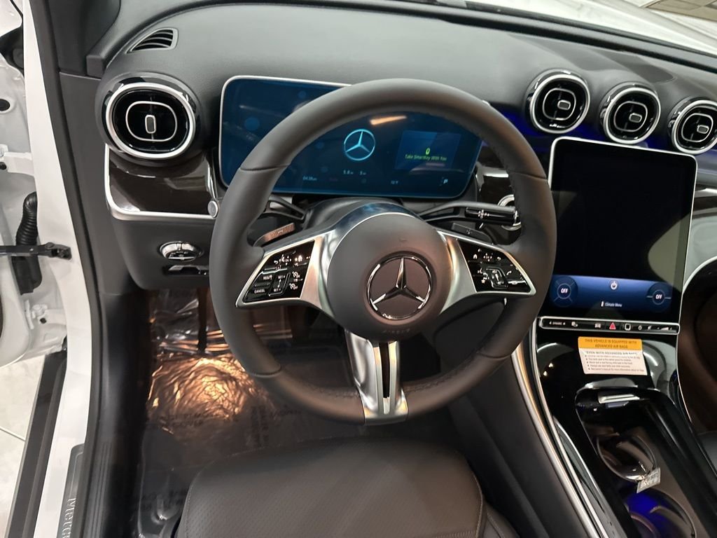 Used 2026 White Mercedes-Benz GLC 300 image 10