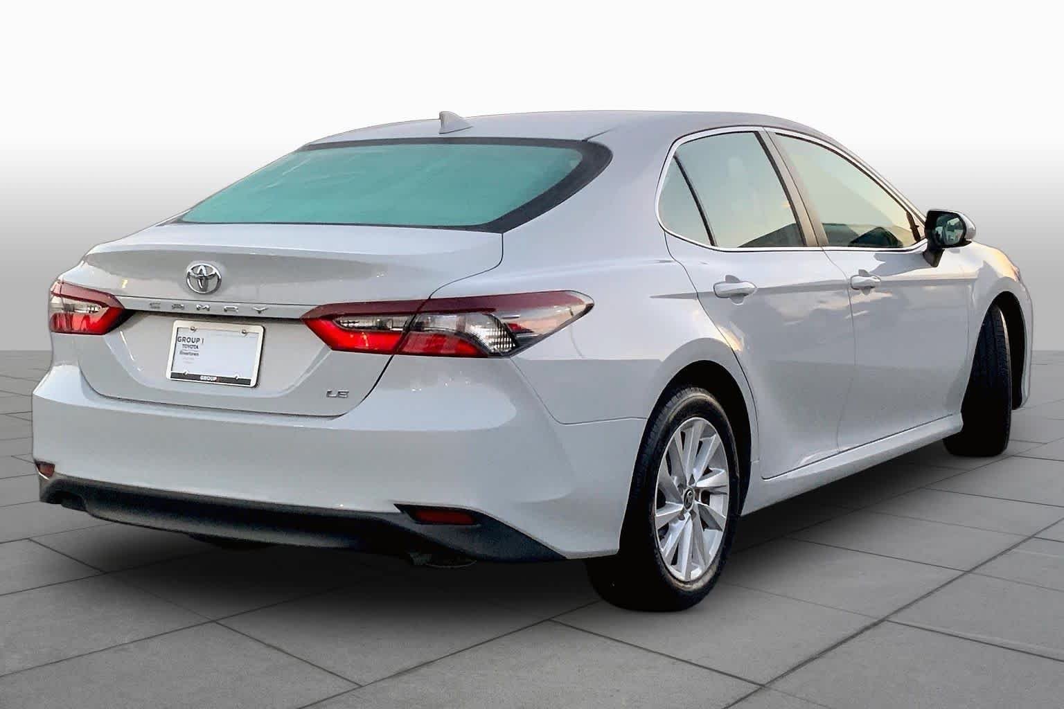 Used 2022 Ice Edge Toyota LE image 12