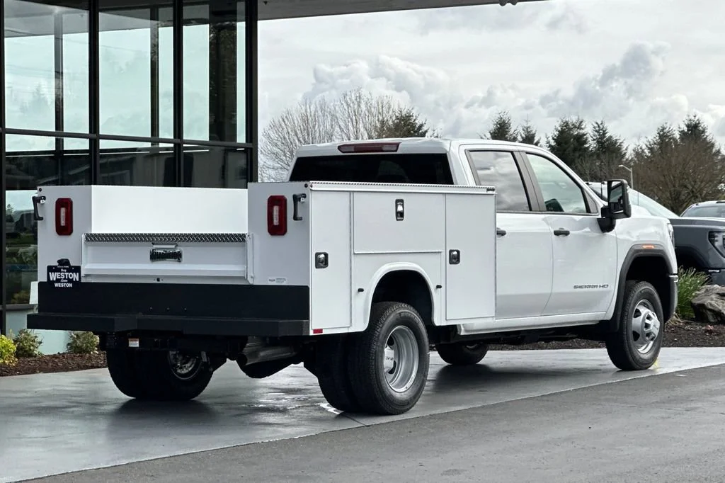 2024 GMC Sierra 3500HD Pro - Photo 5