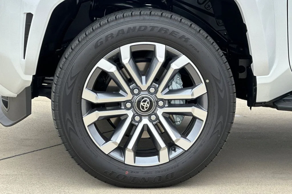 New 2026 Wind Chill Pearl <sup>1</sup> Toyota 4Runner Limited image 24
