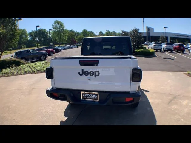 Used 2023 BRGHTWHT/BLACK Jeep Willys image 7