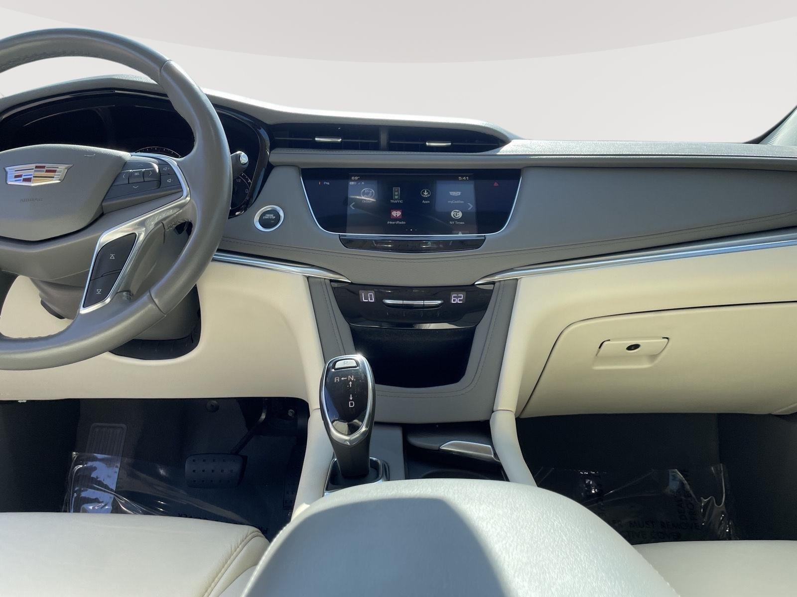 Used 2019 Shadow Metallic Cadillac Luxury FWD image 27