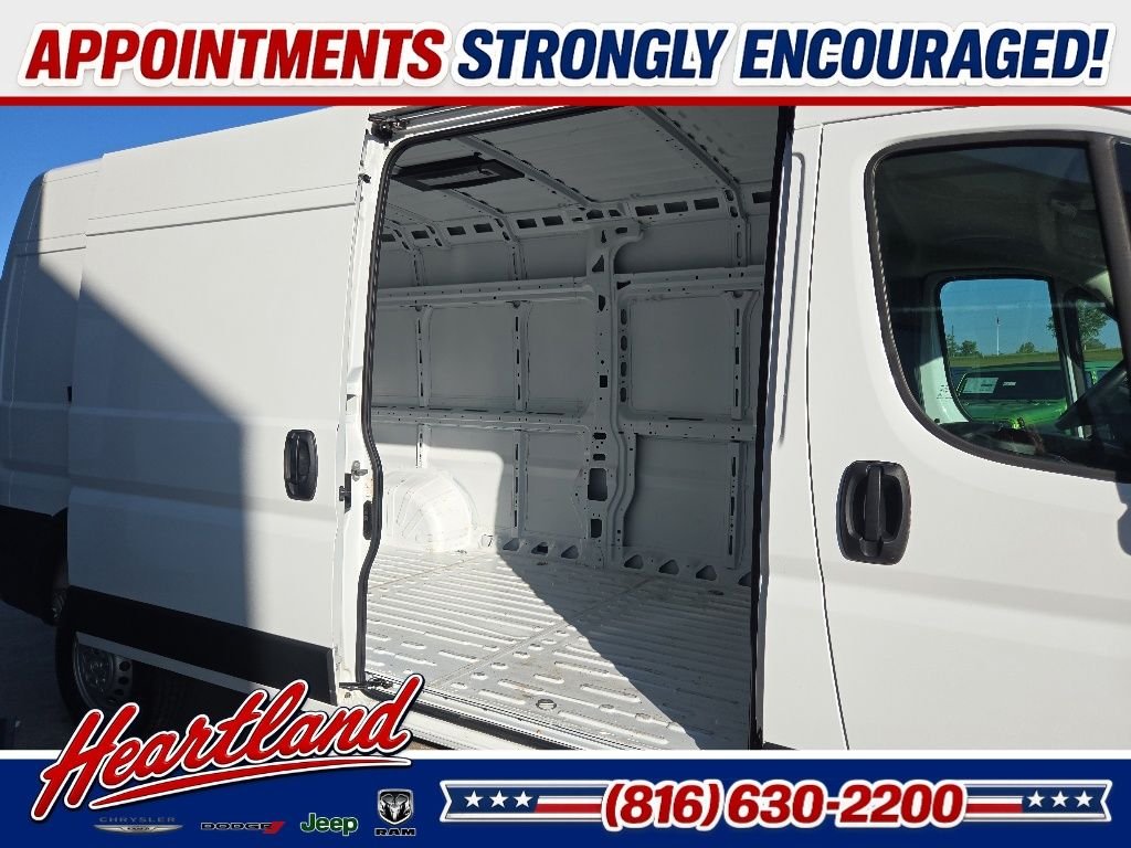 Used 2025 White Ram High Roof image 73